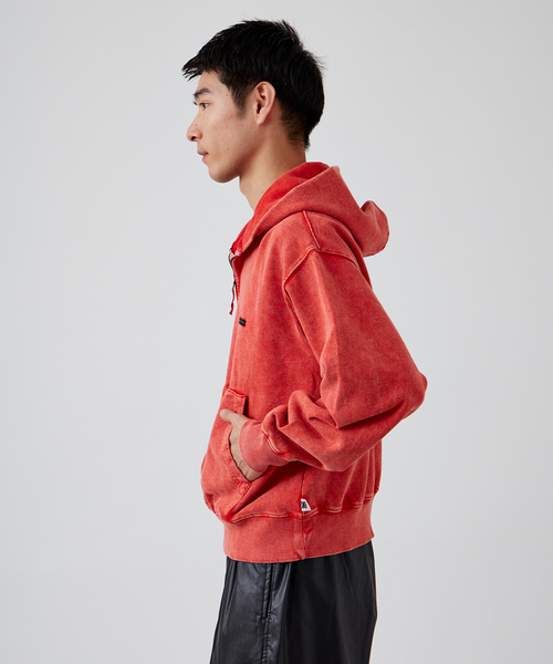 B.C STOCK(ベーセーストック)の「【ANTS & ELEPHANTS】フェード加工 ハーフジップパーカー(パーカー・メンズ・ブラック/グレー/レッド/カーキ・MEDIUM/LARGE)」の19枚目の写真