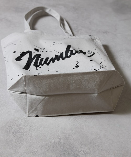 NUMBER (N)INE(ナンバーナイン)の「HAND PAINTED Number⑨ CANVAS TOTE BAG / ハンドペイント ナンバーナインロゴ キャンバス トートバッグ(トートバッグ・メンズ・ライトグレー/ブラック系・FREE)」の16枚目の写真