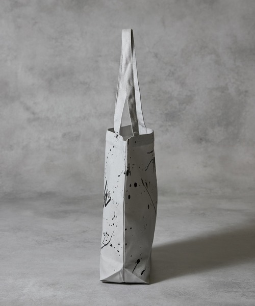 NUMBER (N)INE(ナンバーナイン)の「HAND PAINTED Number⑨ CANVAS TOTE BAG / ハンドペイント ナンバーナインロゴ キャンバス トートバッグ(トートバッグ・メンズ・ライトグレー/ブラック系・FREE)」の10枚目の写真