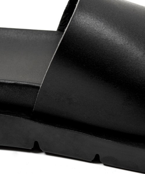 YASE(ヤセ)の「ブラッサムスライドレザーブラック554(サンダル・レディース・その他・23cm/29cm/28cm/27cm/26cm/25cm/24cm)」の6枚目の写真
