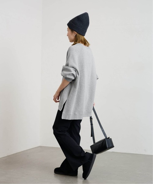 FRAMeWORK（フレームワーク）の「≪WEB限定 / 追加≫ラグランポンチョスエット 2（スウェット・レディース・スミクロ/グレー/ベージュ・FREE）」の15枚目の写真