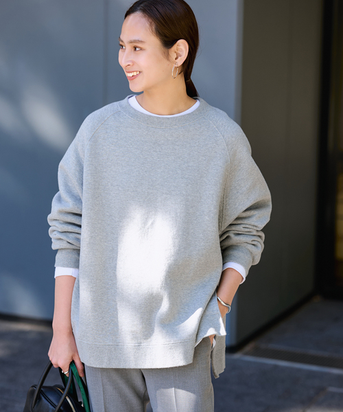 FRAMeWORK（フレームワーク）の「≪WEB限定 / 追加≫ラグランポンチョスエット 2（スウェット・レディース・グレー/ベージュ/スミクロ・FREE）」の19枚目の写真