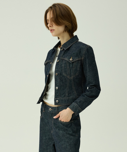 MAGOODGAN(メックウッドガン)の「トラッカー5164ノンフェイドダークインディゴクロップデニムジャケット(デニムジャケット・レディース・その他・MEDIUM/SMALL)」の4枚目の写真
