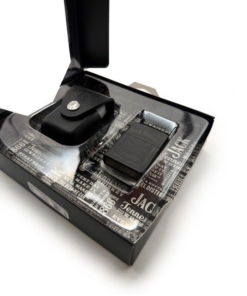 Zippo(ジッポー)の「ZIPPO ジッポ 48460 JACK DANILS LIGHTER POUCH GIFT SET(アッシュトレイ/ライター・メンズ・ブラック・FREE)」の9枚目の写真