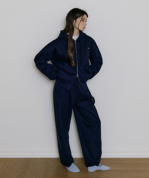 REORG（リオルグ）の「REORG DAILY NEEDLEWORK JOGGER PANTS NAVY（スウェットパンツ・レディース・その他・MEDIUM）」の4枚目の写真