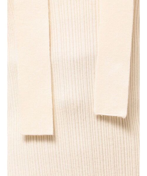 LAGUNAMOON(ラグナムーン)の「ボウタイアシンメトリーネックニットプルオーバー(ニット/セーター・レディース・アイボリー/ピンク/ブラック・FREE)」の14枚目の写真