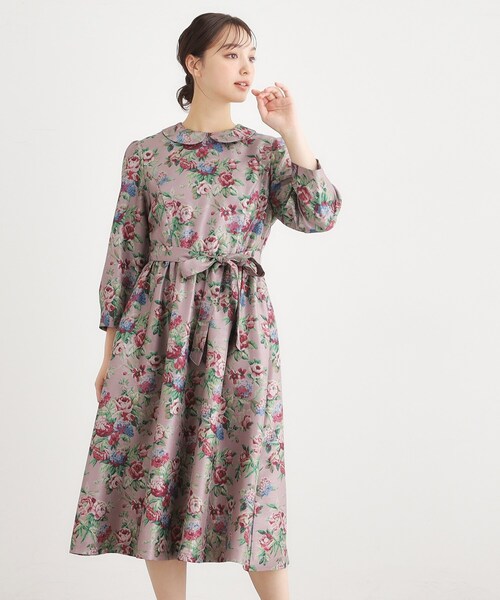 LAURA ASHLEY(ローラアシュレイ)の「【WEB限定/9分袖/M_LL 3サイズ】ペンブリー柄 シャンタンワンピース(ワンピース・レディース・パープル系1/ピンク系・40/38/42)」の2枚目の写真