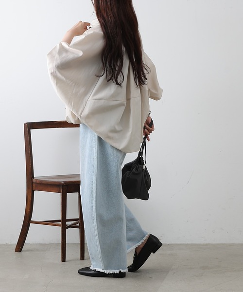 COLONY 2139(コロニートゥーワンスリーナイン)の「裾バルーンナイロンブルゾン(その他アウター・レディース・アイボリー/ブラック/カーキ・FREE)」の10枚目の写真