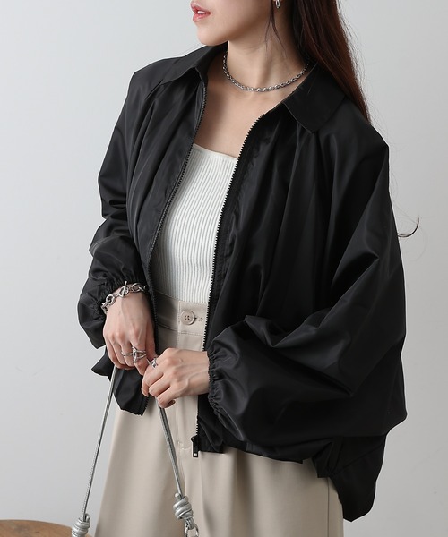 COLONY 2139(コロニートゥーワンスリーナイン)の「裾バルーンナイロンブルゾン(その他アウター・レディース・アイボリー/ブラック/カーキ・FREE)」の16枚目の写真