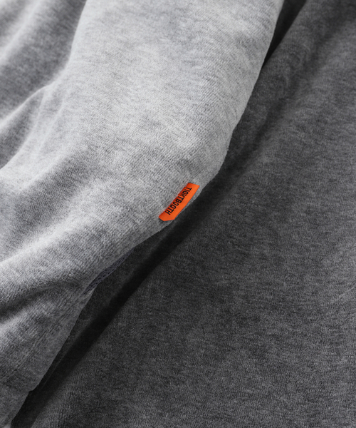 TIGHTBOOTH PRODUCTION（タイトブースプロダクション）の「TBPR / タイトブースプロダクション VELOUR PIPING HOODED JKT（パーカー・メンズ・グレー・MEDIUM）」の5枚目の写真