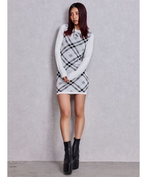 GYDA（ジェイダ）の「厚底　太ヒール　バルキーショートブーツ（ブーツ・レディース・ブラック・SMALL/MEDIUM/LARGE）」の9枚目の写真