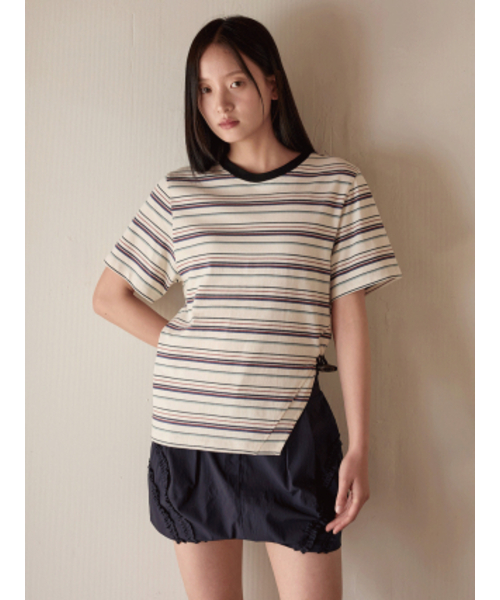 PEEP(ピープ)の「バブルボムミニスカート_ネイビー(スカート・レディース・ネイビー・SMALL/MEDIUM)」の2枚目の写真