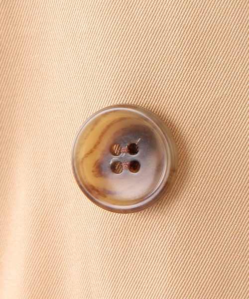 Demi-Luxe BEAMS（デミルクス ビームス）の「Demi-Luxe BEAMS / ハイカウント ツイルトレンチコート（トレンチコート・レディース・ベージュ/ネイビー・36/38）」の6枚目の写真