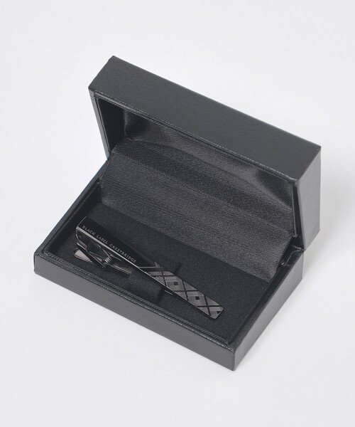 BLACK LABEL CRESTBRIDGE（ブラックレーベル・クレストブリッジ）の「クレストブリッジチェックハーフダイヤカットタイバー（ネクタイピン・メンズ・グレー系その他2/ブラック・FREE）」の7枚目の写真