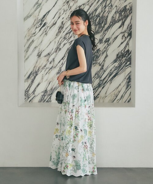 エンブロイダリーフラワープリントスカート（スカート）｜La boutique
