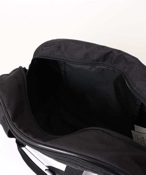 PUMA（プーマ）の「《PUMA》プーマ スタイル スイム グリップ バッグ（ショルダーバッグ・メンズ・ブルー系その他/ネイビー/ブラック×ホワイト・フリー）」の6枚目の写真