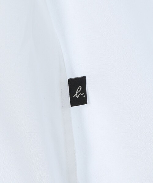 agnes b.（アニエスベー）の「メンズ コットン スタンドカラー チュニック "Ouran"（シャツ/ブラウス・メンズ・ホワイト・38/40）」の2枚目の写真