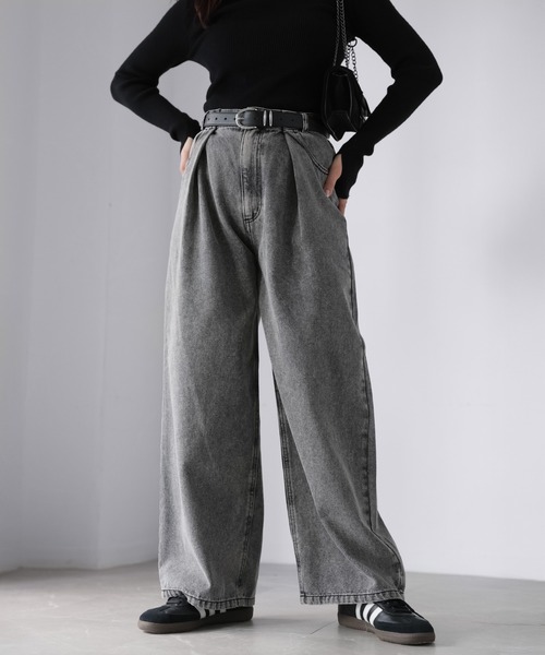 Riberry(リベリー)の「デニムタックカーブパンツ(デニムパンツ・レディース・ブルー/ブラック/ネイビー・FREE)」の5枚目の写真