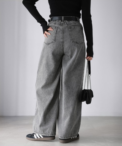 Riberry(リベリー)の「デニムタックカーブパンツ(デニムパンツ・レディース・ブルー/ブラック/ネイビー・FREE)」の18枚目の写真