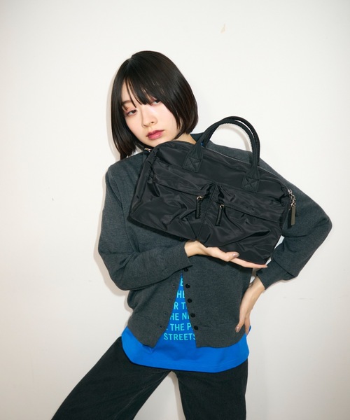 TONER（トナー）の「2WAYナイロンダブルポケットボストンバッグ/ロゴプレート付き（ボストンバッグ・レディース・ブラック/カーキ/グレー/ホワイト・FREE）」の21枚目の写真