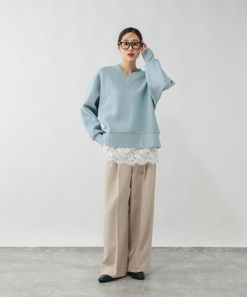 GLOBAL WORK（グローバルワーク）の「加工ダンボールVネックプルオーバー/643004（スウェット・レディース・サックスブルー系/グレイッシュベージュ/スミクロ・LARGE/MEDIUM）」の21枚目の写真