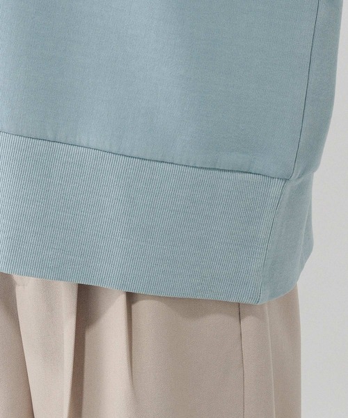 GLOBAL WORK（グローバルワーク）の「加工ダンボールVネックプルオーバー/643004（スウェット・レディース・サックスブルー系/グレイッシュベージュ/スミクロ・LARGE/MEDIUM）」の7枚目の写真