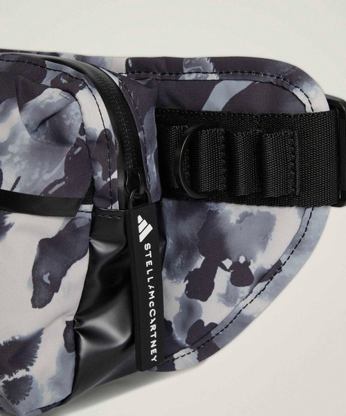 adidas(アディダス)の「adidas by Stella McCartney プリントバムバッグ【adidas by Stella McCartney】 / アディダス adidas(ボディバッグ/ウエストポーチ・レディース・グレー・FREE)」の6枚目の写真