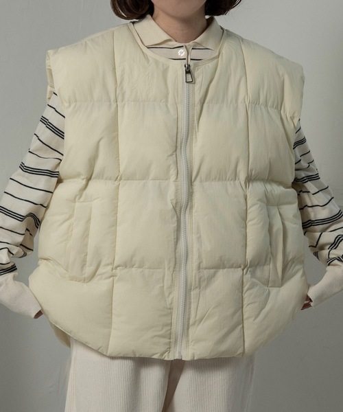 lawgy(ラウジー)の「muffler set round hem quilting vest / マフラーセットラウンドヘムキルティングベスト(その他アウター・レディース・アイボリー/ブラック/ブラウン・FREE)」の2枚目の写真