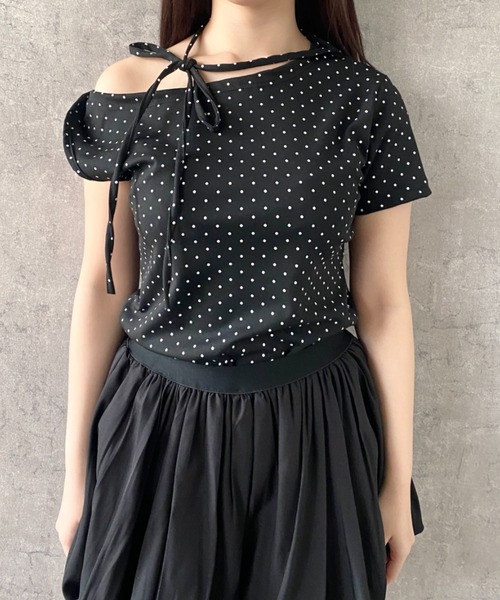 Mejoul(メジュール)の「【2026春夏新作】3wayドット柄アシンメトリーオフショルダーレースアップ Tシャツ(Tシャツ/カットソー・レディース・ピンク/ホワイト/ブラック・L/M)」の8枚目の写真