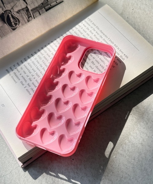SANSeLF(サンセルフ)の「【SANSeLF】ハートエンボススマホケース iPhoneカバー アイフォンケース sac26s002(スマホケース/カバー・レディース・クリア/ブラック/ピンク・iPhone 17/iPhone 16/iPhone 15)」の12枚目の写真