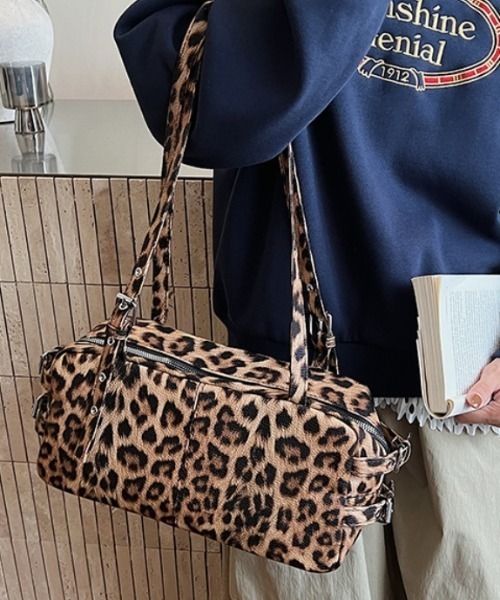 Vipoa(ヴィポア)の「leopard shoulder bag(ショルダーバッグ・レディース・グレー/ブラウン・FREE)」の9枚目の写真