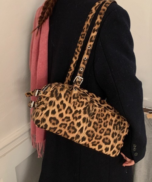 Vipoa(ヴィポア)の「leopard shoulder bag(ショルダーバッグ・レディース・グレー/ブラウン・FREE)」の10枚目の写真