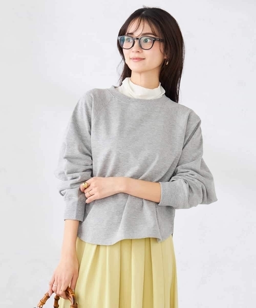 a.v.v(アーヴェヴェ)の「ラメ裏毛ドルマンスウェット(スウェット・レディース・グレー系その他/ライトグレー・38/40)」の10枚目の写真