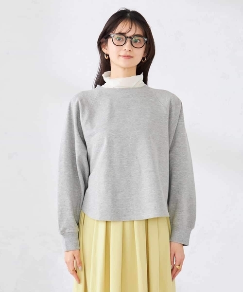 a.v.v(アーヴェヴェ)の「ラメ裏毛ドルマンスウェット(スウェット・レディース・グレー系その他/ライトグレー・38/40)」の17枚目の写真