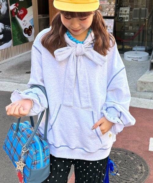 HELLO.SANFRANCISCO（ハローサンフランシスコ）の「【HELLO.SANFRANCISCO】ビッグリボン裏毛パーカー（パーカー・レディース・グレー/イエロー/ピンク・ONE SIZE）」の22枚目の写真