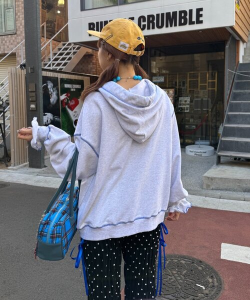 HELLO.SANFRANCISCO（ハローサンフランシスコ）の「【HELLO.SANFRANCISCO】ビッグリボン裏毛パーカー（パーカー・レディース・グレー/イエロー/ピンク・ONE SIZE）」の11枚目の写真