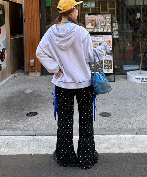 HELLO.SANFRANCISCO（ハローサンフランシスコ）の「【HELLO.SANFRANCISCO】ビッグリボン裏毛パーカー（パーカー・レディース・グレー/イエロー/ピンク・ONE SIZE）」の15枚目の写真