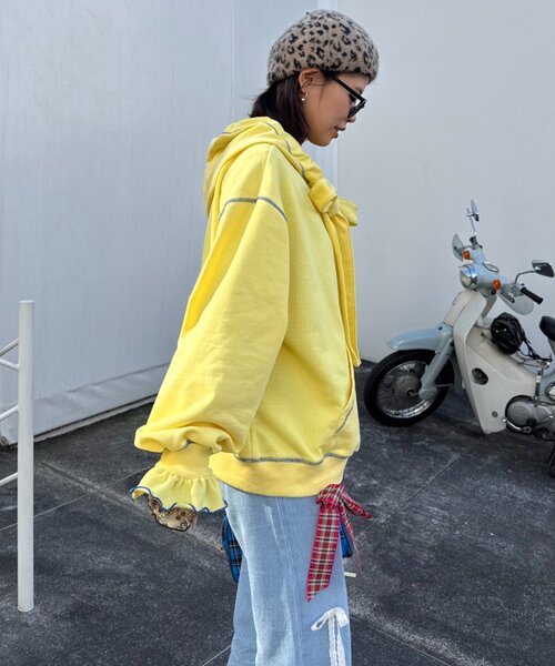 HELLO.SANFRANCISCO（ハローサンフランシスコ）の「【HELLO.SANFRANCISCO】ビッグリボン裏毛パーカー（パーカー・レディース・グレー/イエロー/ピンク・ONE SIZE）」の12枚目の写真