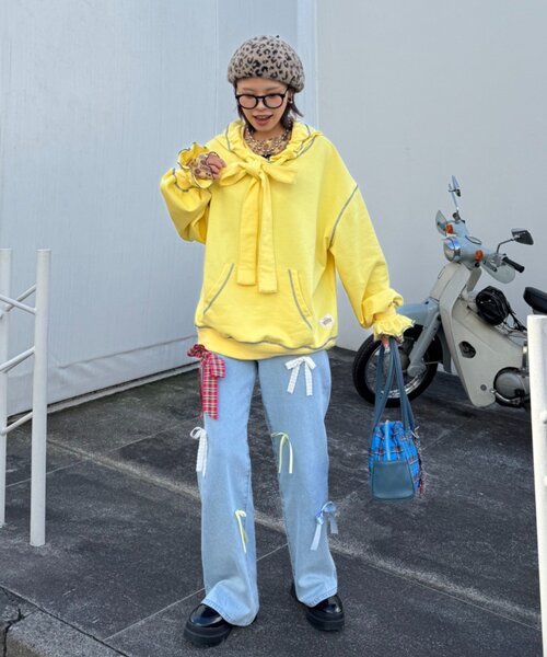 HELLO.SANFRANCISCO（ハローサンフランシスコ）の「【HELLO.SANFRANCISCO】ビッグリボン裏毛パーカー（パーカー・レディース・グレー/イエロー/ピンク・ONE SIZE）」の13枚目の写真