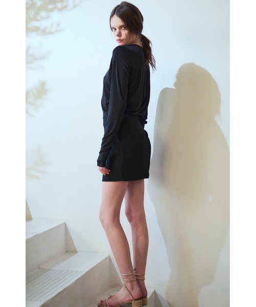 Estella.K(エステラケー)の「Jillian Cut-out Dress サイドカットアウトジャージ―ドレス(ワンピース・レディース・ブラック・FREE)」の11枚目の写真
