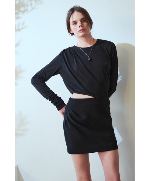 Estella.K(エステラケー)の「Jillian Cut-out Dress サイドカットアウトジャージ―ドレス(ワンピース・レディース・ブラック・FREE)」の2枚目の写真