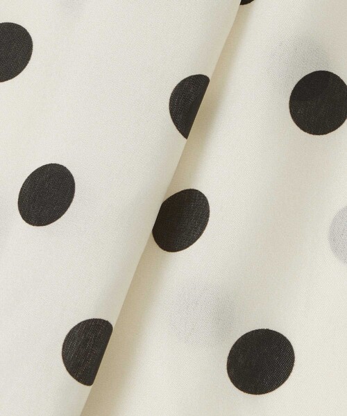 allureville（アルアバイル）の「ポルカドットブラウス（シャツ/ブラウス・レディース・アイボリー/ネイビー・2）」の14枚目の写真