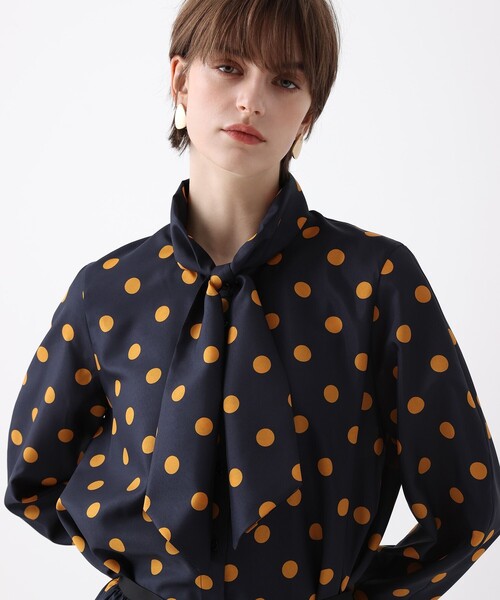 allureville（アルアバイル）の「ポルカドットブラウス（シャツ/ブラウス・レディース・アイボリー/ネイビー・2）」の20枚目の写真