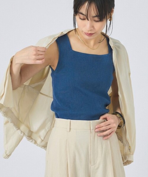 qualite（カリテ）の「【前後で着用可能！新色追加】2WAYスクエアノースリーブニット/インナー/春服/夏服/オフィスカジュアル（タンクトップ・レディース・ブルー/オフホワイト/ブラック・フリー）」の21枚目の写真