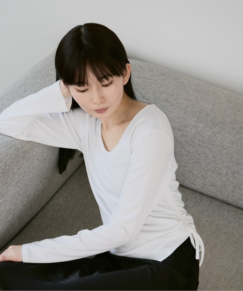 Siel（シエル）の「サイドギャザートップス（Tシャツ/カットソー・レディース・ホワイト/ブラック/グレー・FREE）」の5枚目の写真