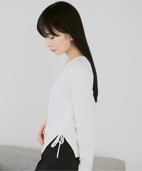 Siel（シエル）の「サイドギャザートップス（Tシャツ/カットソー・レディース・ホワイト/ブラック/グレー・FREE）」の6枚目の写真