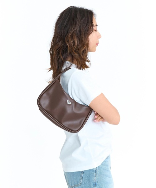 ROXY(ロキシー)の「ROXY ウィメンズ OVER THE WAVES HAND BAG ミニハンドバッグ 【2026年春夏モデル】/ロキシーエコレザーバッグ(ハンドバッグ・レディース・ブラウン/ホワイト・FREE)」の1枚目の写真