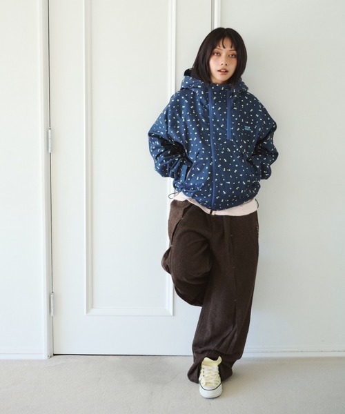 common gull products.(コモンガルプロダクツ)の「誰かと笑った午後に着るジャケット、芽心(ナイロンジャケット・レディース・ネイビー/ホワイト系・SMALL/MEDIUM/LARGE)」の18枚目の写真