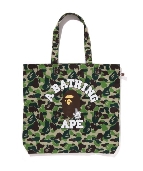 A BATHING APE（アベイシングエイプ）の「BAPE CAMO GO APE POINTER COLLEGE TOTE BAG BAPEC（トートバッグ・メンズ・グリーン/ブルー/ネイビー/ピンク・FREE）」の2枚目の写真