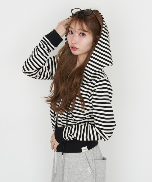 RAY CASSIN（レイカズン）の「【セットアップで着られる】ボーダーパーカー（パーカー・レディース・ホワイト系その他2/グレー系その他2/ベージュ系その他2・FREE）」の4枚目の写真